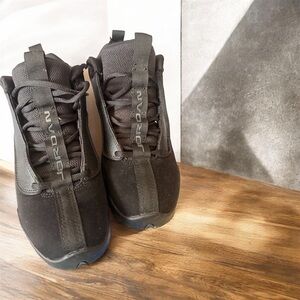 Jordan Men's Black High-Top Sneakers